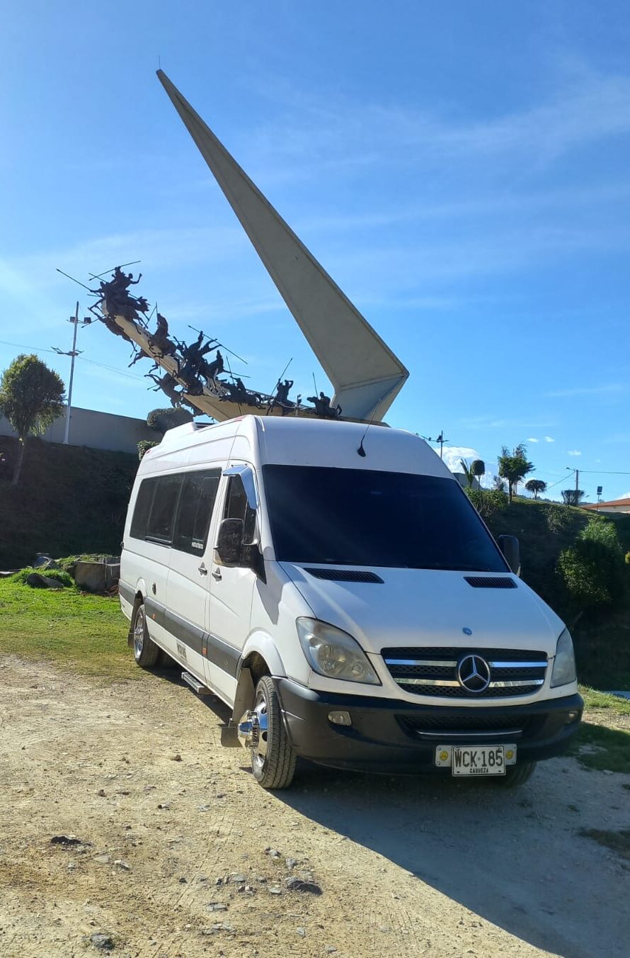 Transportes y Mudanzas Urian